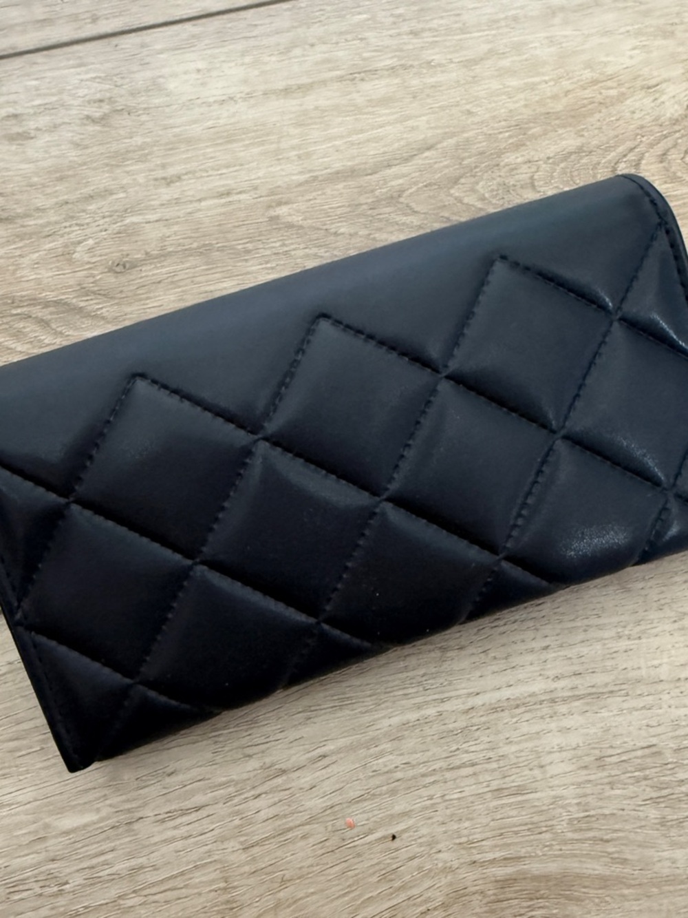 Chanel Black Quilted Sunglasses Case - Picture 2 of 6